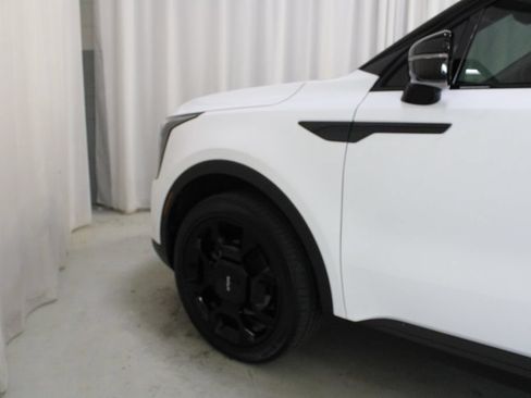 Used 2024 Kia Sorento X-Line EX AWD/4WD image 32