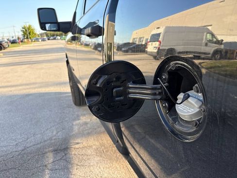Used 2025 RAM 2500 Big Horn AWD/4WD image 8