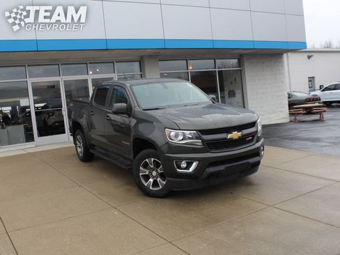 Used 2018 Chevrolet Colorado Z71 image 2