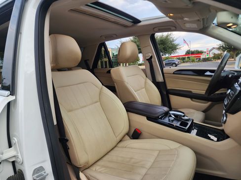 Used 2017 Mercedes-Benz GLE 350 GLE 350 SUV w/ Premium 1 Package image 12