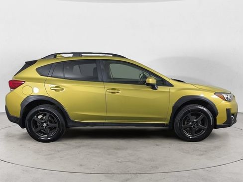 Used 2021 Subaru Crosstrek 2.0i Premium w/ Moonroof Package AWD/4WD image 4