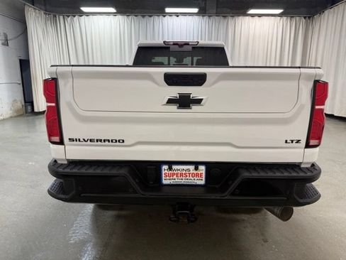 Used 2025 Chevrolet Silverado 3500 LTZ w/ Trail Boss Package AWD/4WD image 8