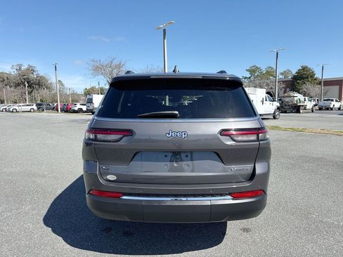 Used 2021 Jeep Grand Cherokee L Laredo w/ Luxury Tech Group I image 4