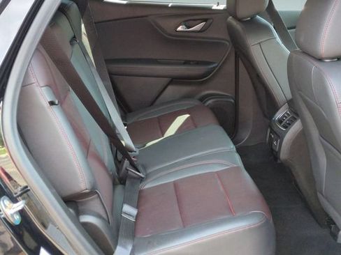 Used 2025 Chevrolet Blazer RS FWD image 29