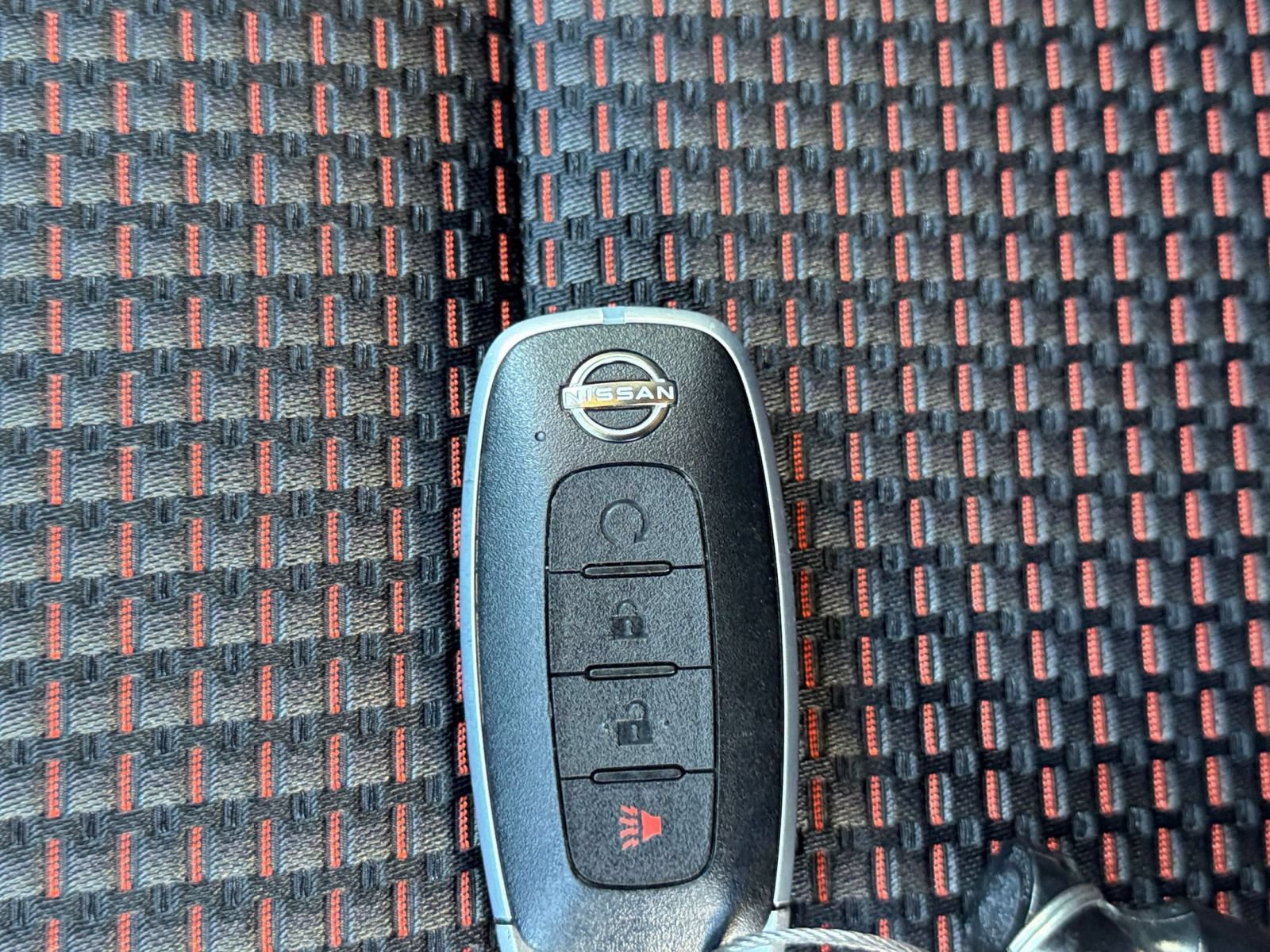 Used 2026 Nissan Kicks SR FWD image 24