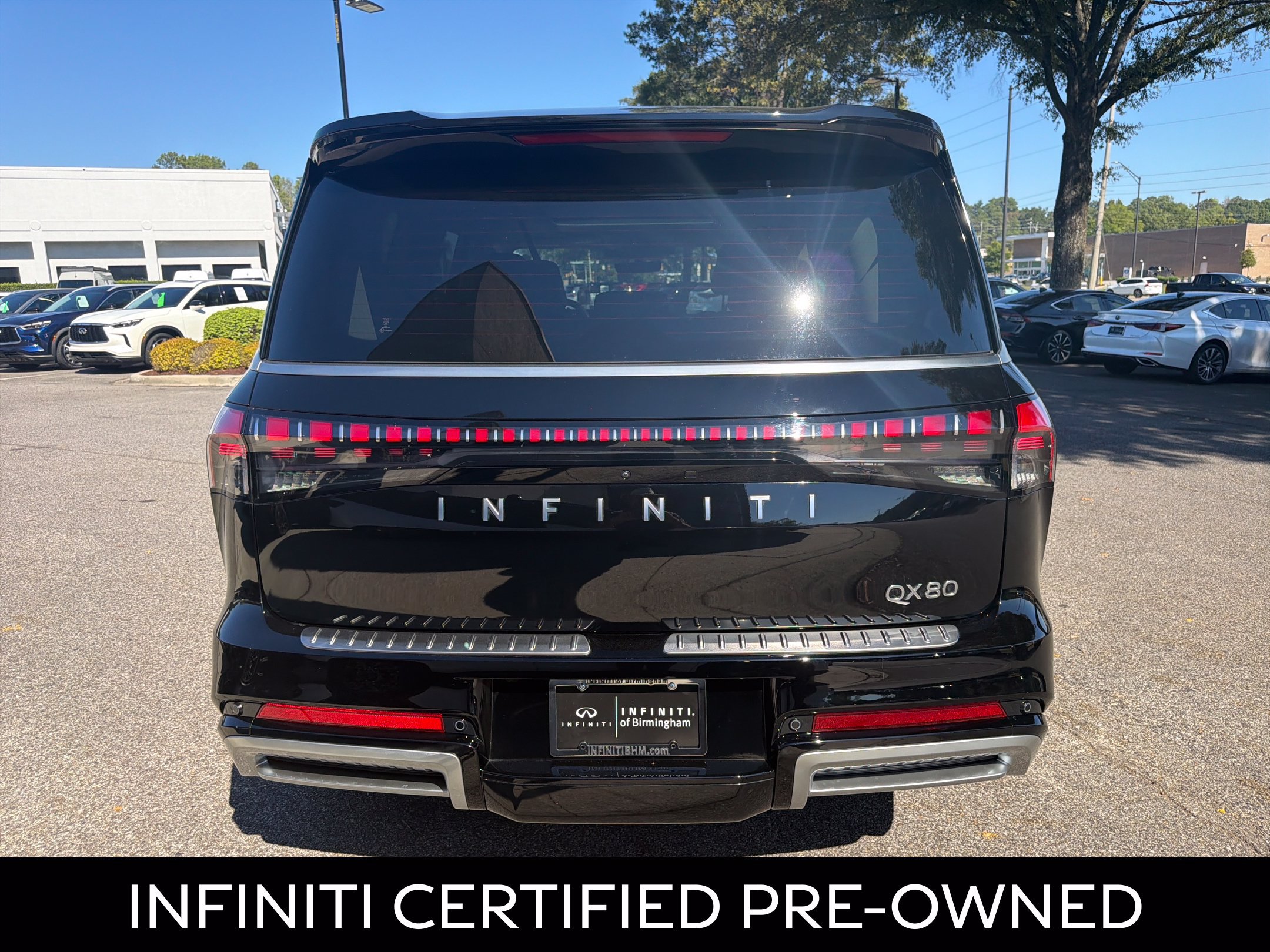 Certified 2026 INFINITI QX80 Luxe RWD image 11
