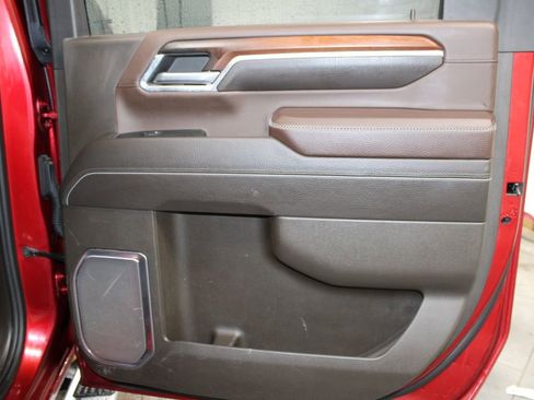 Used 2024 GMC Sierra 2500 Denali w/ Denali Reserve Package image 35