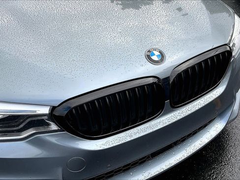 Used 2020 BMW M550i xDrive image 32