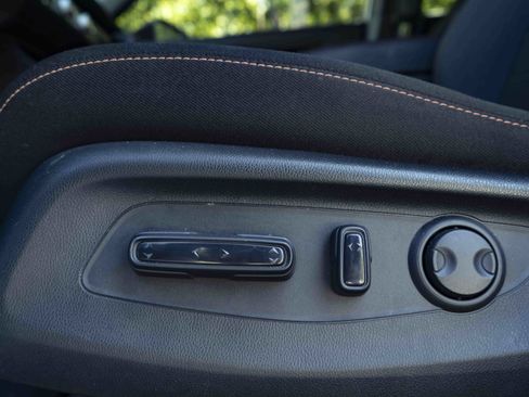 Used 2025 Honda CR-V Sport image 40