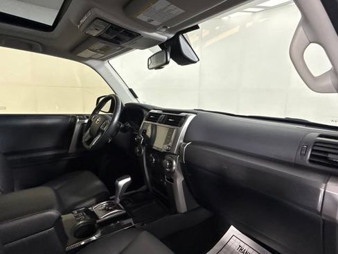 Used 2020 Toyota 4Runner SR5 Premium w/ Moonroof Package RWD image 36