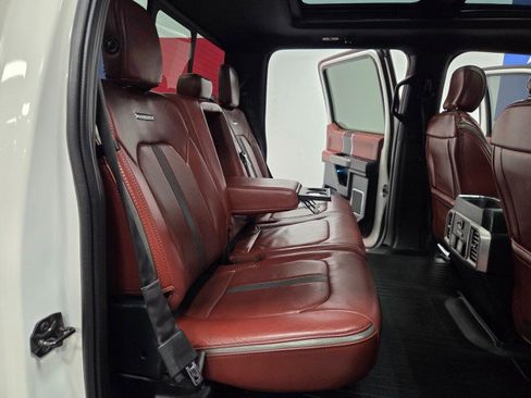 Used 2018 Ford F150 Platinum w/ Equipment Group 701A Luxury image 78