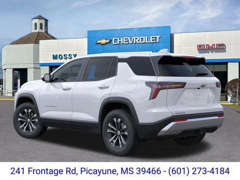 New 2026 Chevrolet Equinox LT image 3