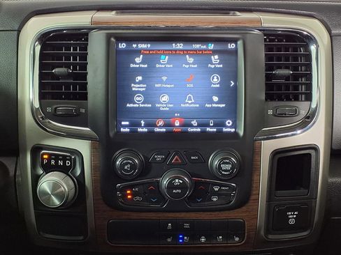 Used 2018 RAM 1500 Laramie RWD image 17
