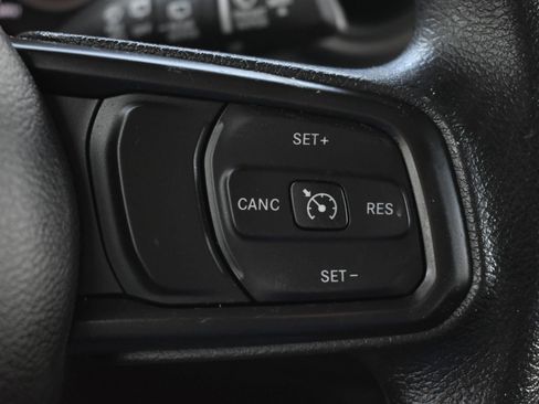 Used 2021 Jeep Wrangler Unlimited Sport image 18