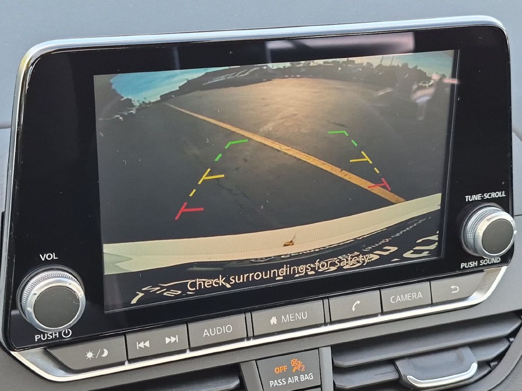 Used 2025 Nissan Altima 2.5 S FWD image 18
