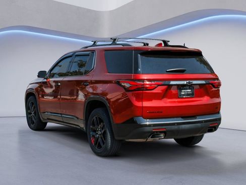 Used 2022 Chevrolet Traverse Premier w/ Redline Edition AWD/4WD image 7