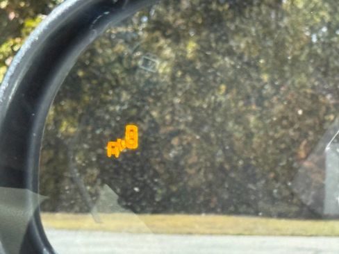 Used 2012 GMC Yukon XL Denali image 26