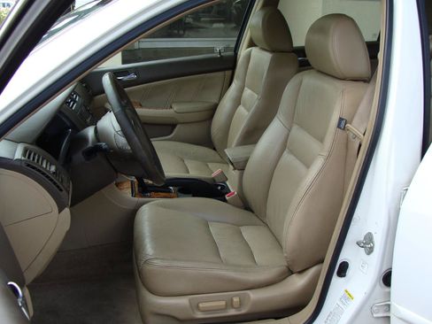 Used 2003 Honda Accord EX image 7