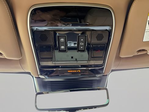 Certified 2023 Land Rover Range Rover Long Wheelbase Autobiography AWD/4WD image 30
