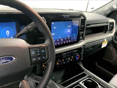 New 2026 Ford F250 XLT w/ XLT Premium Package AWD/4WD image 5
