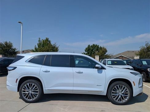 New 2026 Buick Enclave Avenir w/ Super Cruise Package image 3