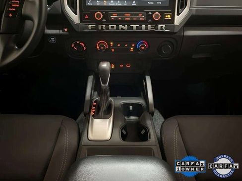Used 2025 Nissan Frontier SV image 10