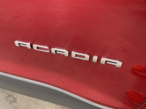 Used 2022 GMC Acadia SLE w/ Driver Convenience Package image 5