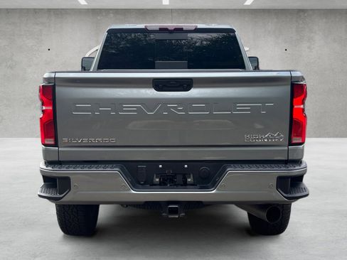 Used 2025 Chevrolet Silverado 2500 High Country AWD/4WD image 17