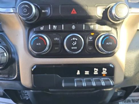 Used 2020 RAM 1500 Laramie AWD/4WD image 19
