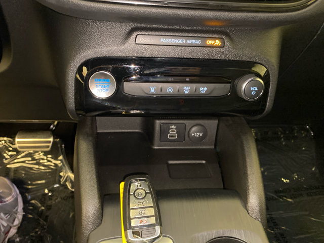 Used 2024 Ford Escape ST-Line w/ Tech Pack #1 AWD/4WD image 22