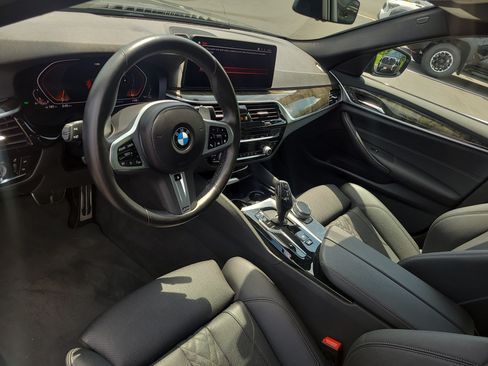 Used 2023 BMW 530i xDrive w/ M Sport Package AWD/4WD image 15