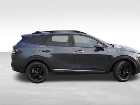 Certified 2024 Kia Sportage X-Pro AWD/4WD image 3