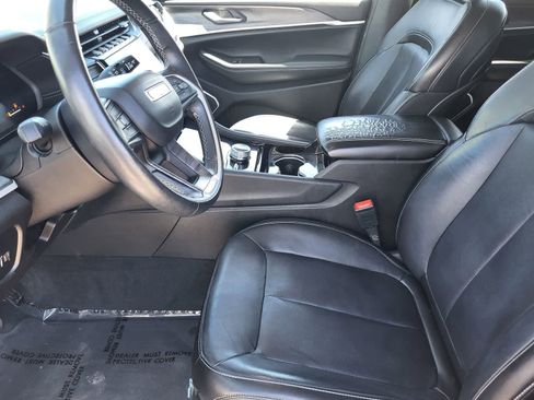 Used 2021 Jeep Grand Cherokee L Limited w/ MOPAR Finishing Package image 28