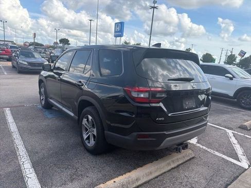 Used 2023 Honda Pilot EX-L image 3