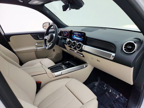 New 2026 Mercedes-Benz GLB 250 image 19