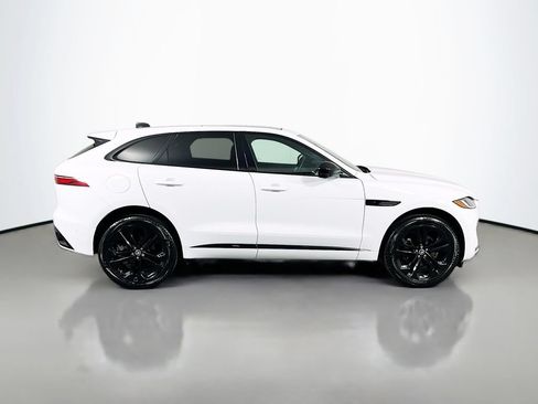 Used 2025 Jaguar F-PACE R-Dynamic S AWD/4WD image 4