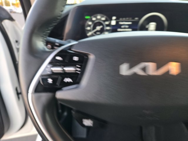 Used 2023 Kia Niro Wind FWD image 22