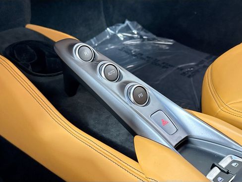 Certified 2020 Ferrari F8 Tributo RWD image 15