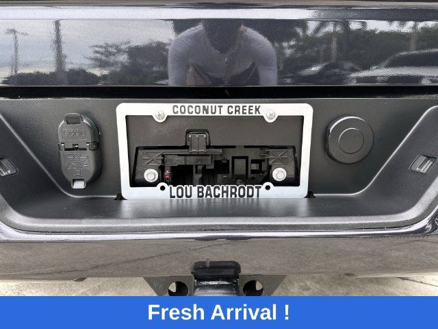 Used 2023 Chevrolet Silverado 1500 RST w/ Z71 Off-Road Package AWD/4WD image 13