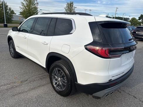 New 2026 GMC Acadia Elevation w/ LPO, Floor Liner Package AWD/4WD image 4