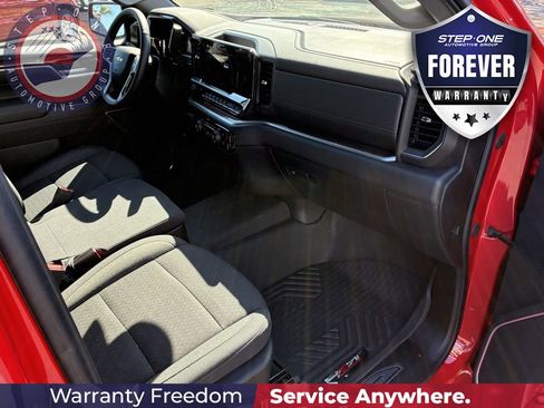 Used 2025 Chevrolet Silverado 1500 LT w/ Z71 Off-Road Package AWD/4WD image 35