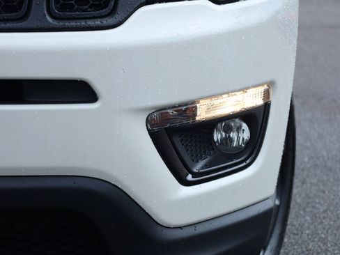 Used 2020 Jeep Compass Latitude FWD image 16