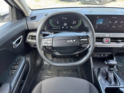 Used 2026 Kia K4 FWD image 29