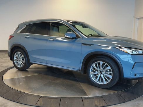 Certified 2025 INFINITI QX50 Luxe image 2