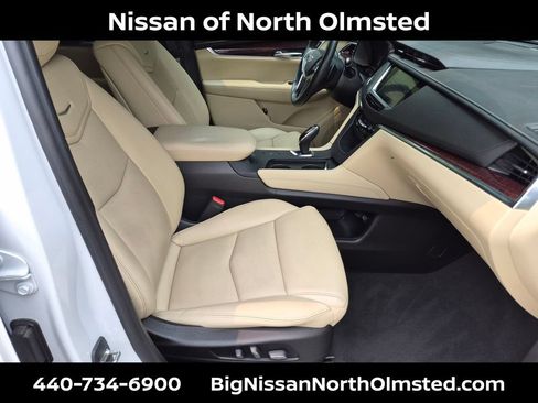 Used 2019 Cadillac XT5 Luxury FWD image 25