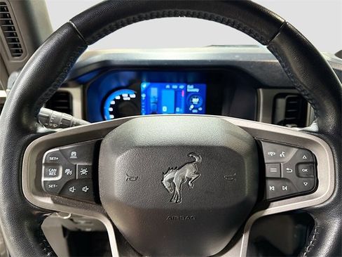 Used 2023 Ford Bronco Outer Banks image 13