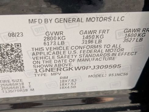 Used 2023 Chevrolet Traverse LT FWD image 21