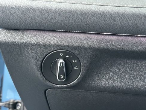 New 2026 Volkswagen Jetta SEL image 24