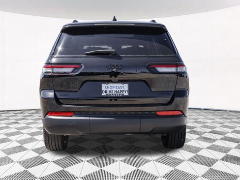 New 2025 Jeep Grand Cherokee L Limited w/ Black Appearance Package image 11