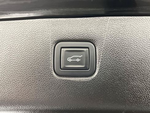 Certified 2024 Chevrolet Blazer LT w/ LPO, Floor Liner Package AWD/4WD image 31